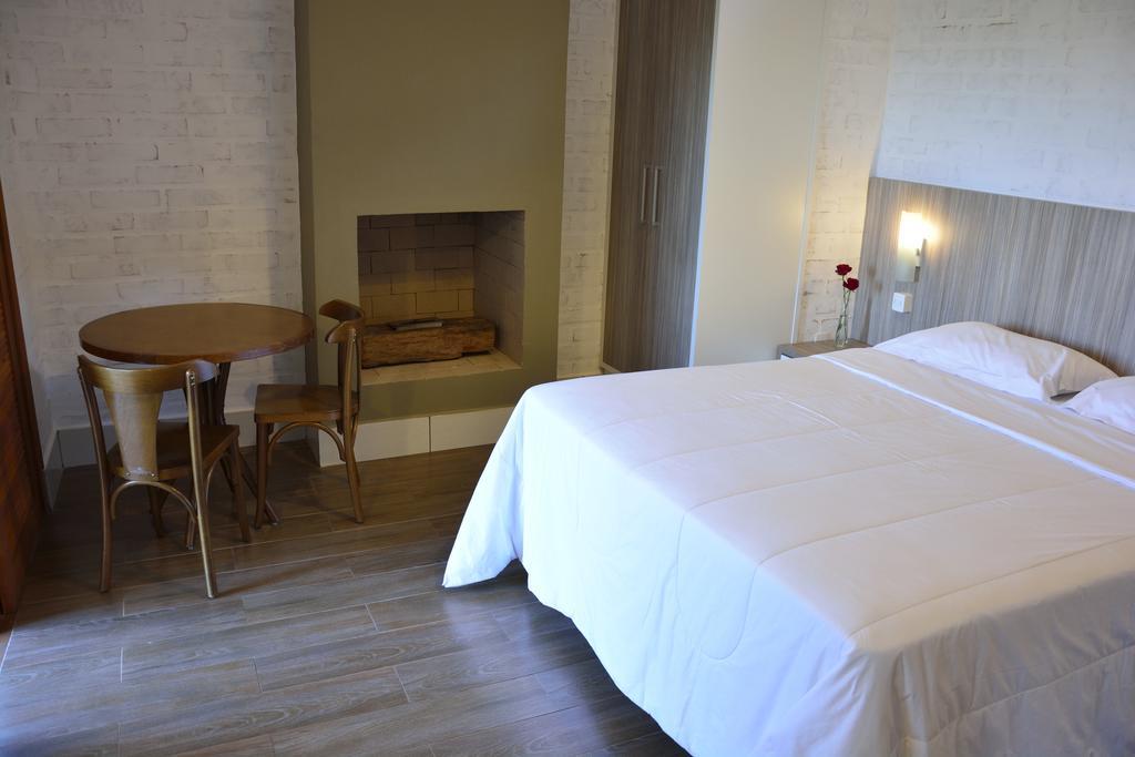 Hotel Pousada Agua Da Mina Monte Sião Екстериор снимка
